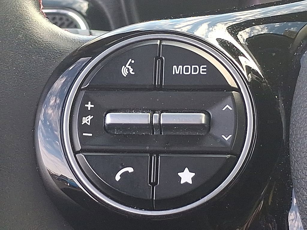 Certified 2023 Kia Soul GT-Line image 16