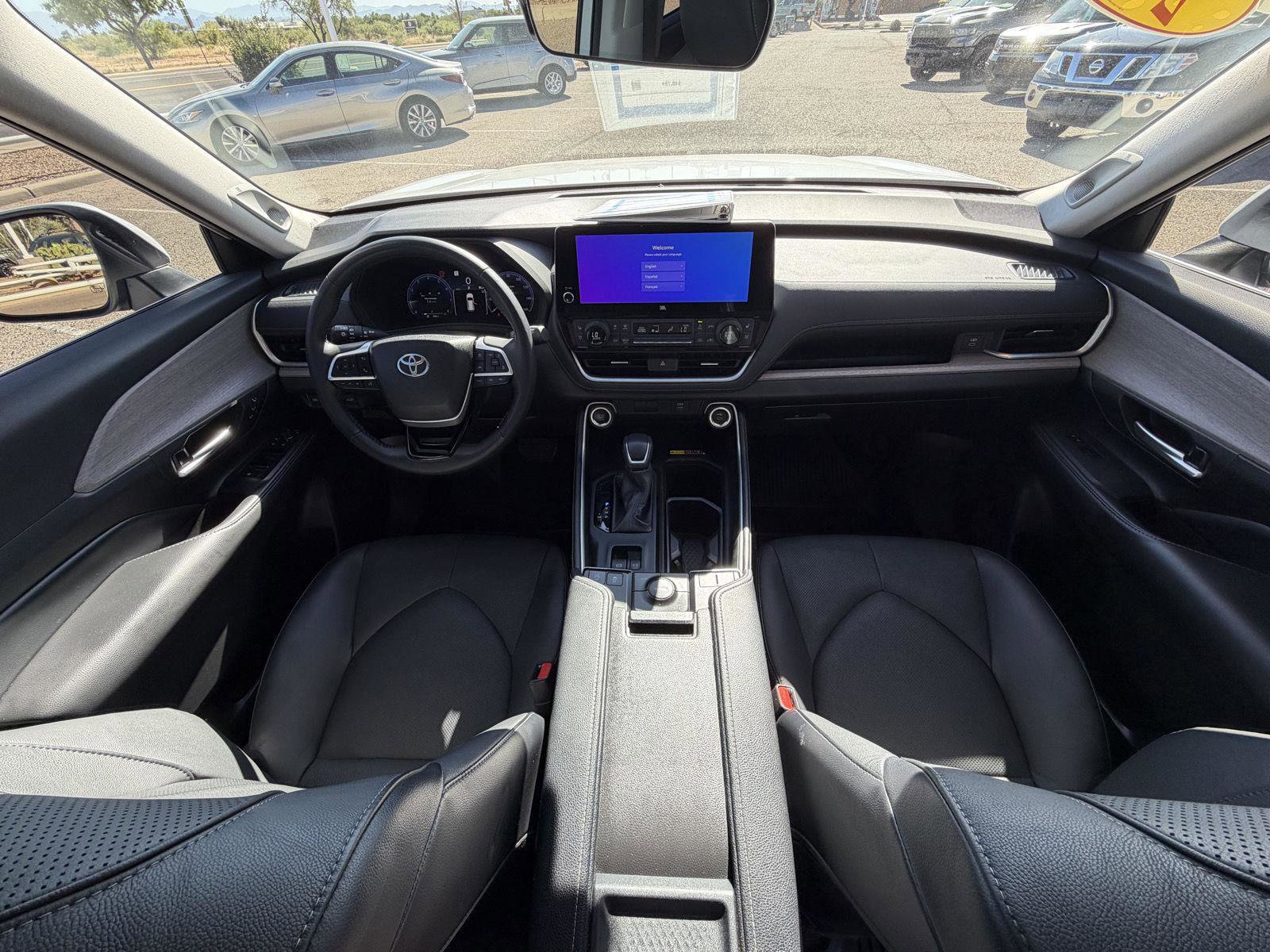 Used 2024 Toyota Grand Highlander FWD image 29
