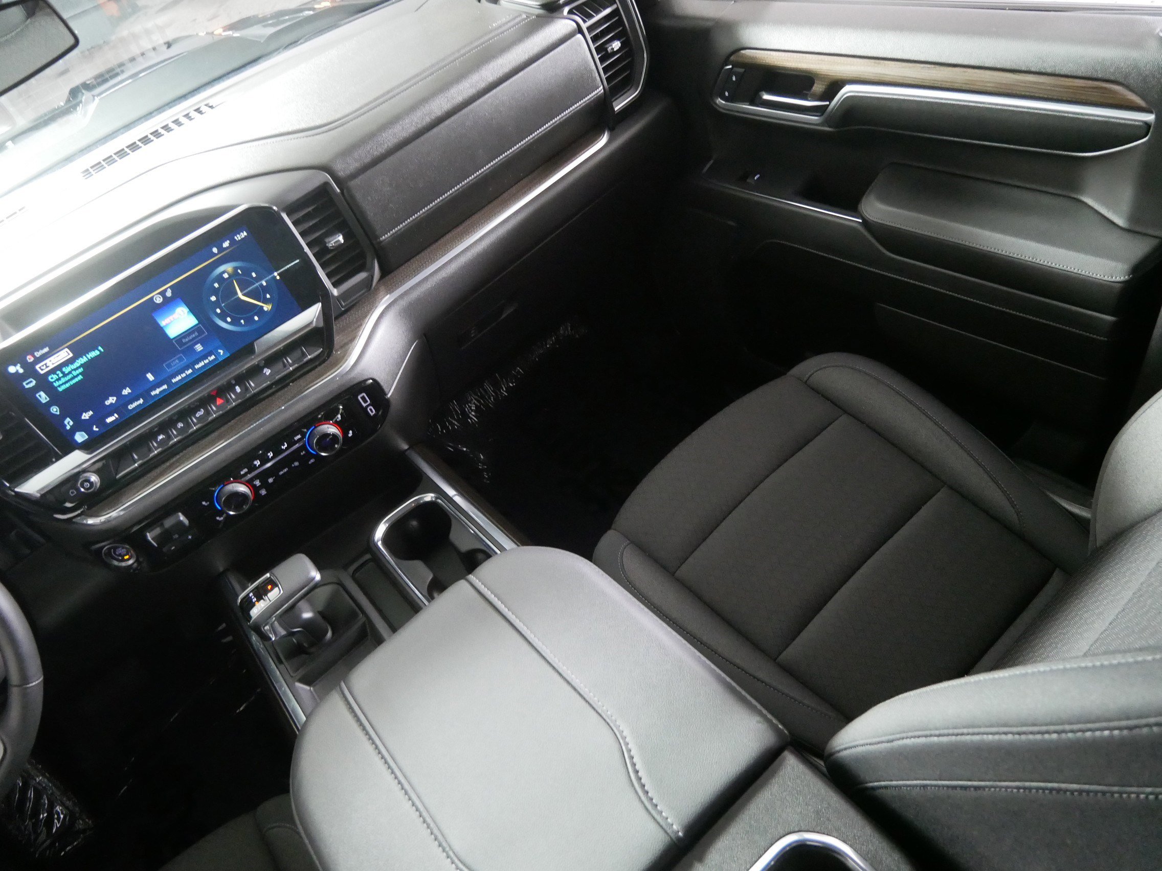 Certified 2024 Chevrolet Silverado 1500 LT Trail Boss w/ Protection Package image 11