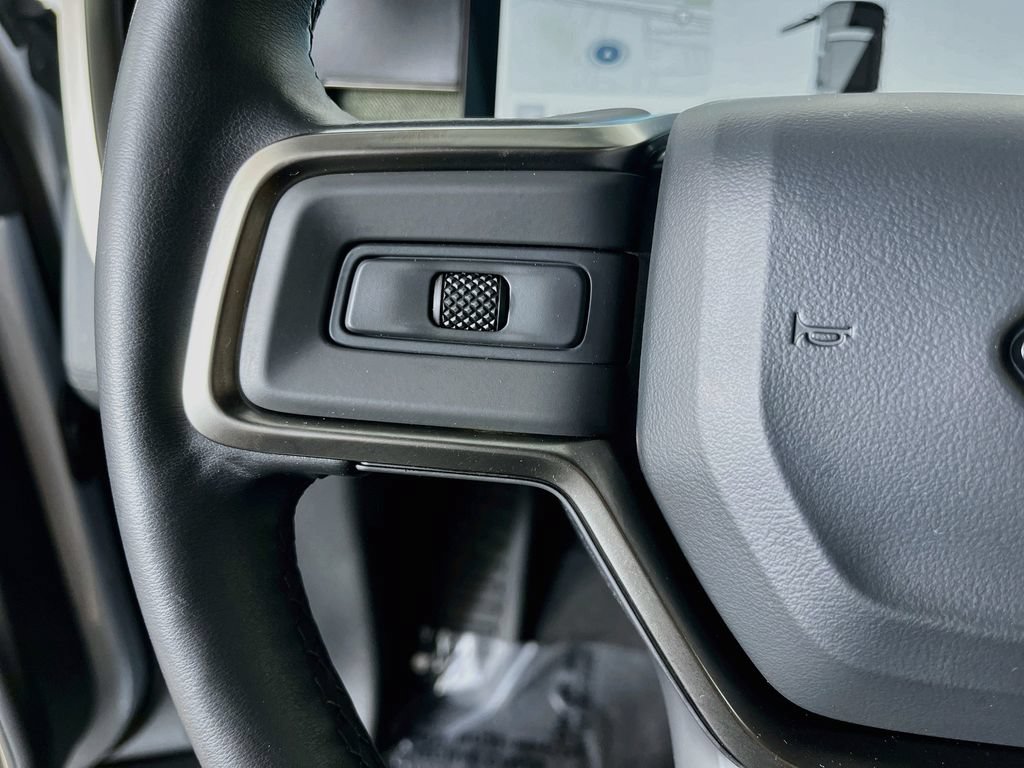 Used 2025 Rivian R1S Adventure AWD/4WD image 14