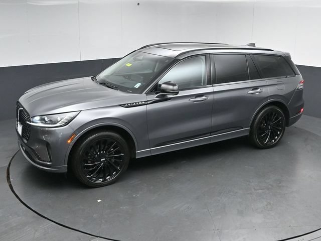 Certified 2025 Lincoln Aviator Reserve w/ Equipment Group 201A AWD/4WD image 50