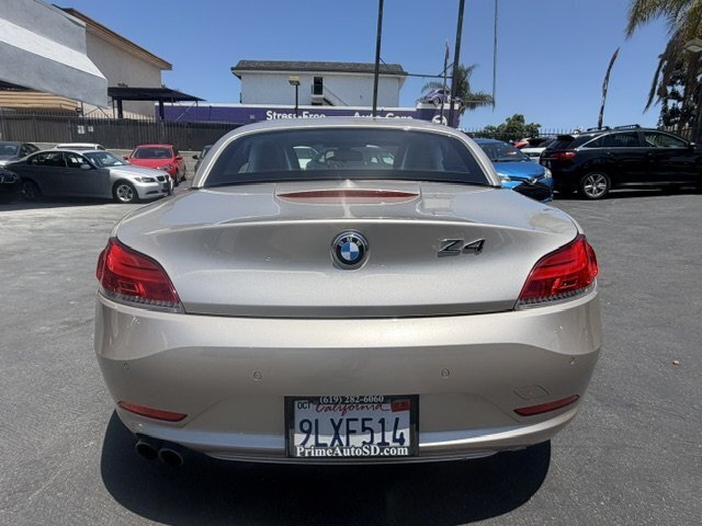 Used 2011 BMW Z4 sDrive30i RWD image 5