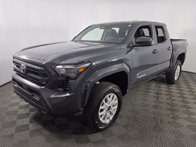 Used 2024 Toyota Tacoma SR5 RWD image 3