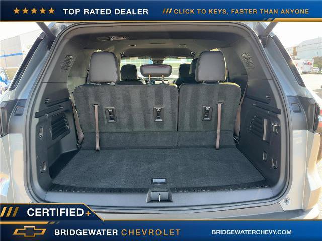 Used 2025 Chevrolet Traverse Z71 w/ Driver Confidence Package AWD/4WD image 13