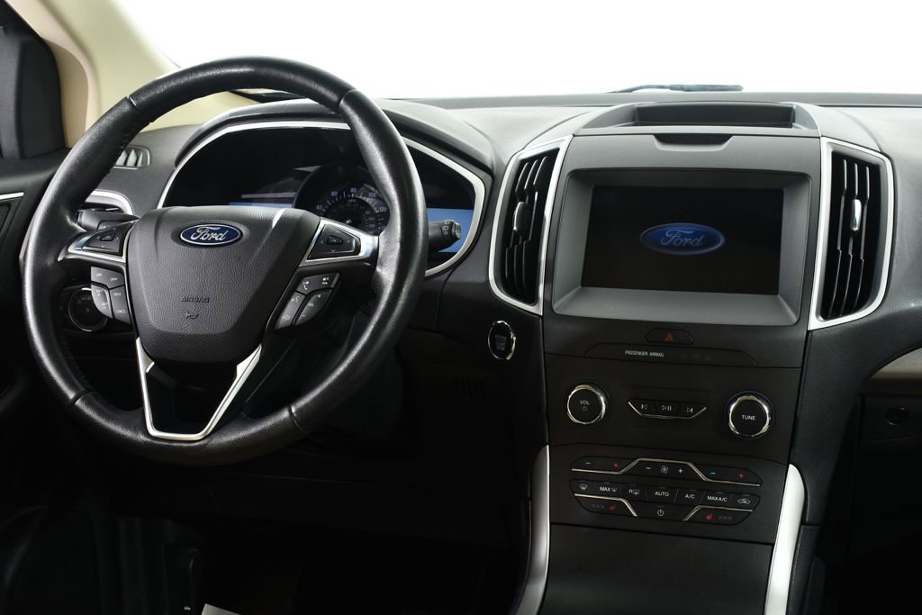 Used 2020 Ford Edge SEL w/ Cold Weather Package AWD/4WD image 8