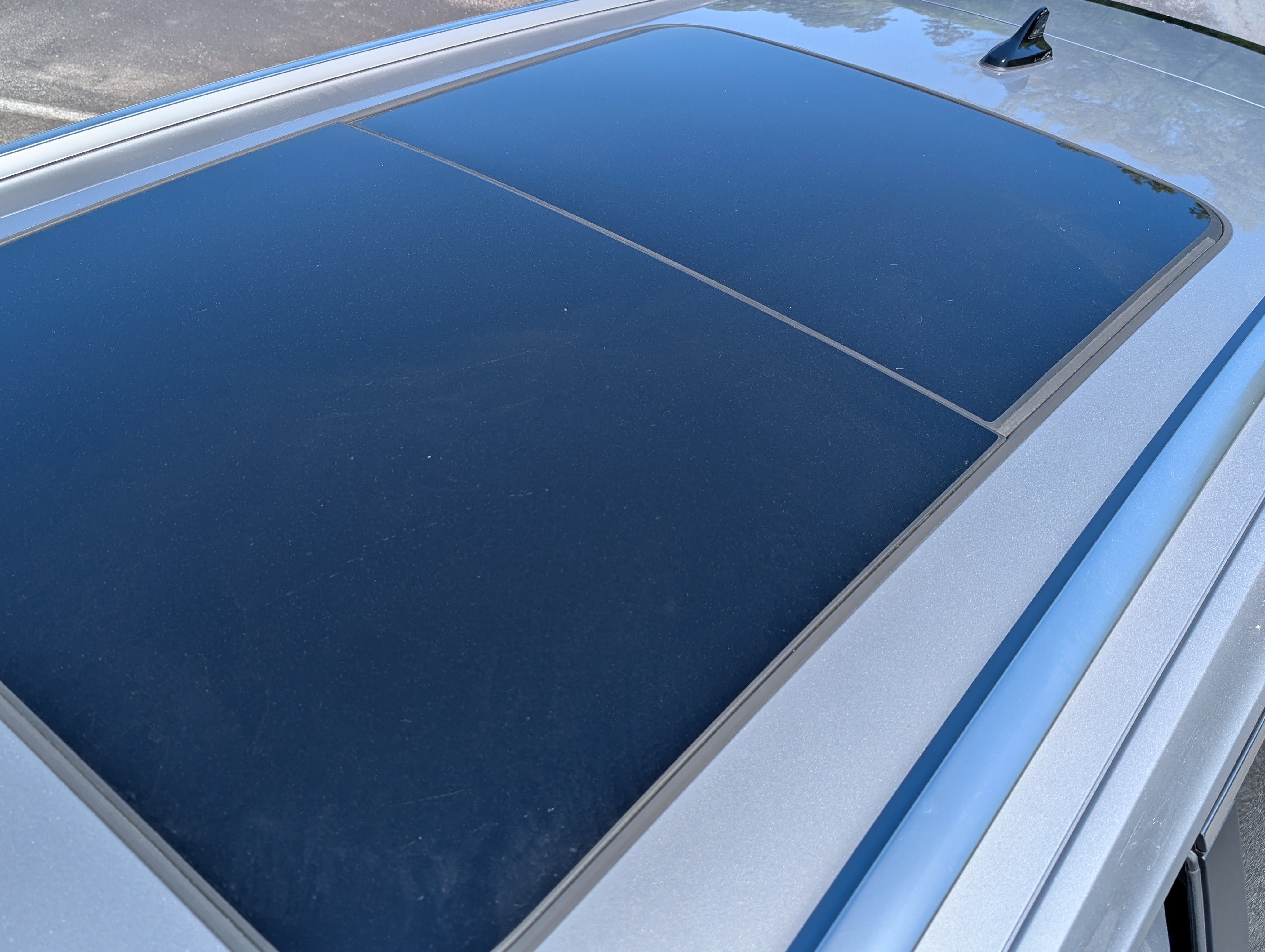 Used 2025 Volkswagen Atlas Cross Sport SEL image 14