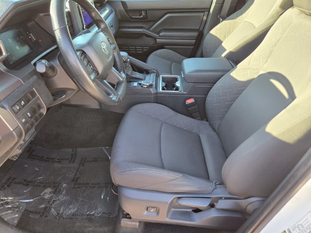 Used 2025 Toyota Tacoma SR5 AWD/4WD image 12