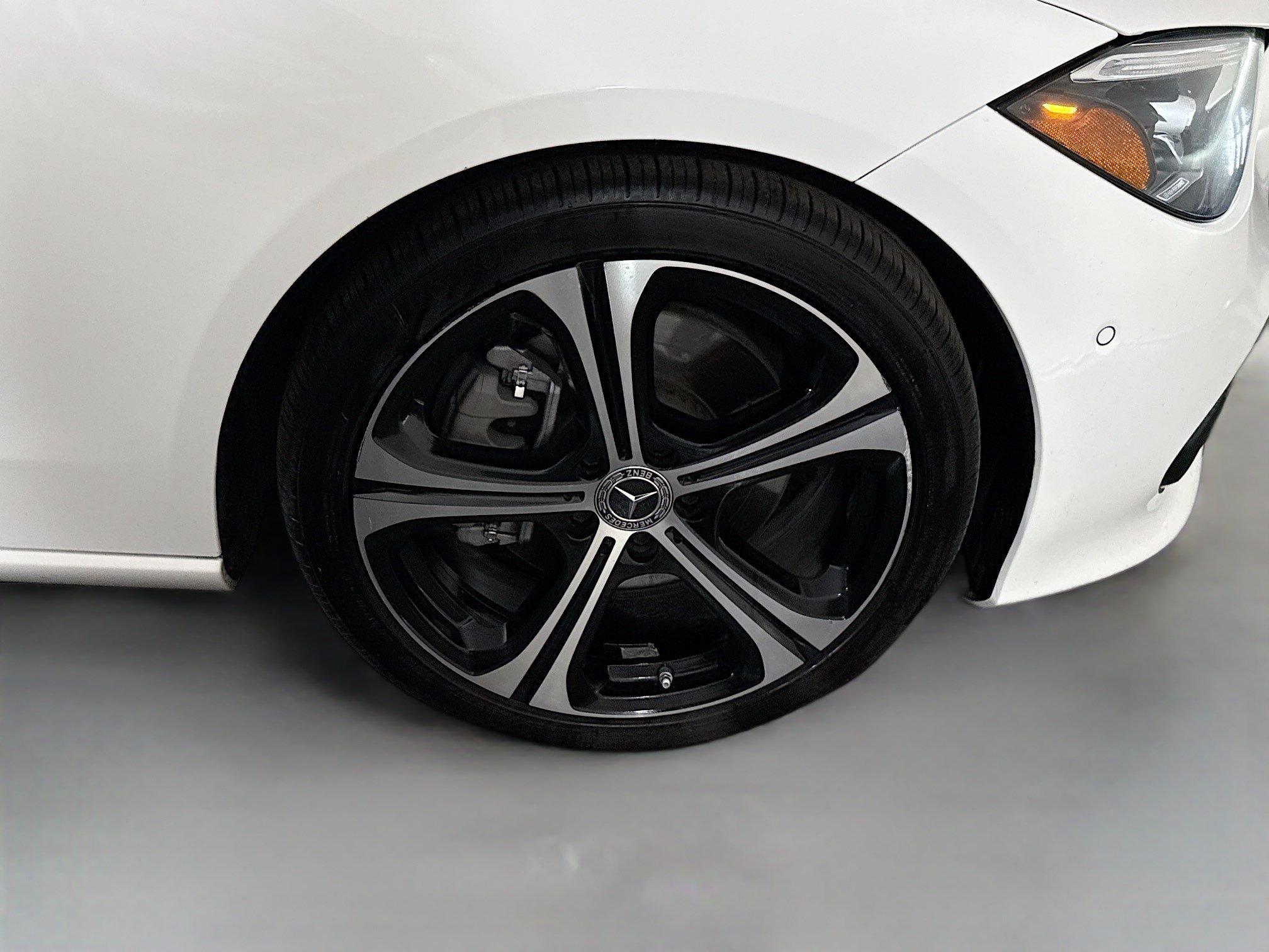 Used 2022 Mercedes-Benz C 300 Sedan w/ Exclusive Trim Package image 32