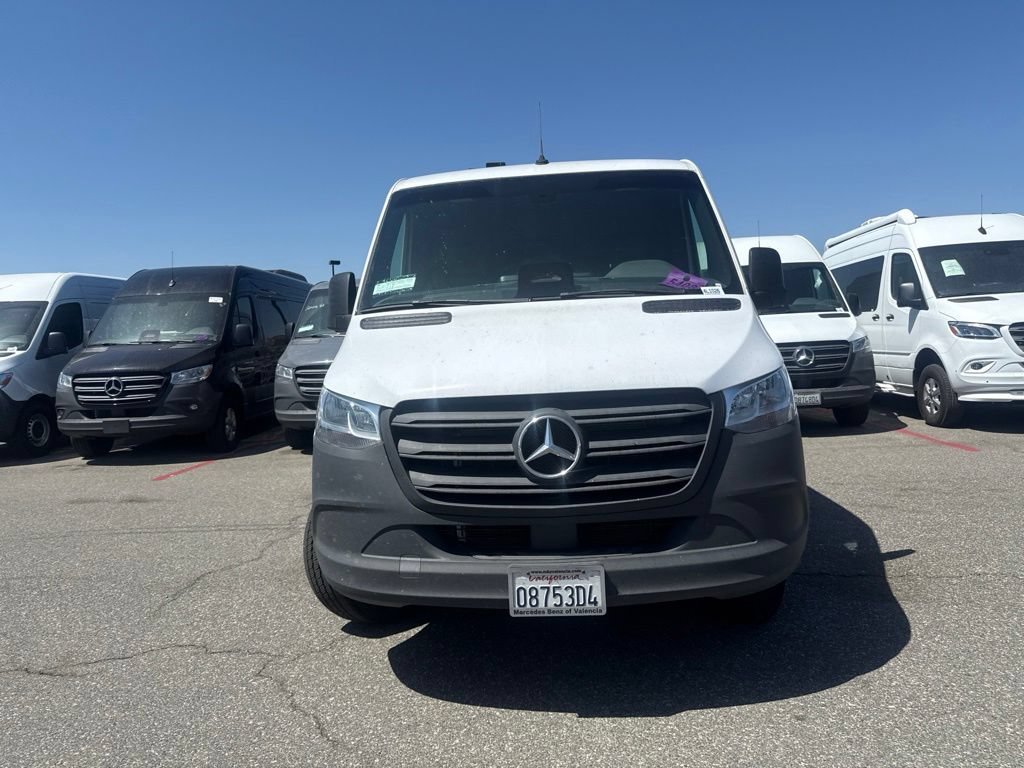 Used 2025 Mercedes-Benz Sprinter 2500 image 2