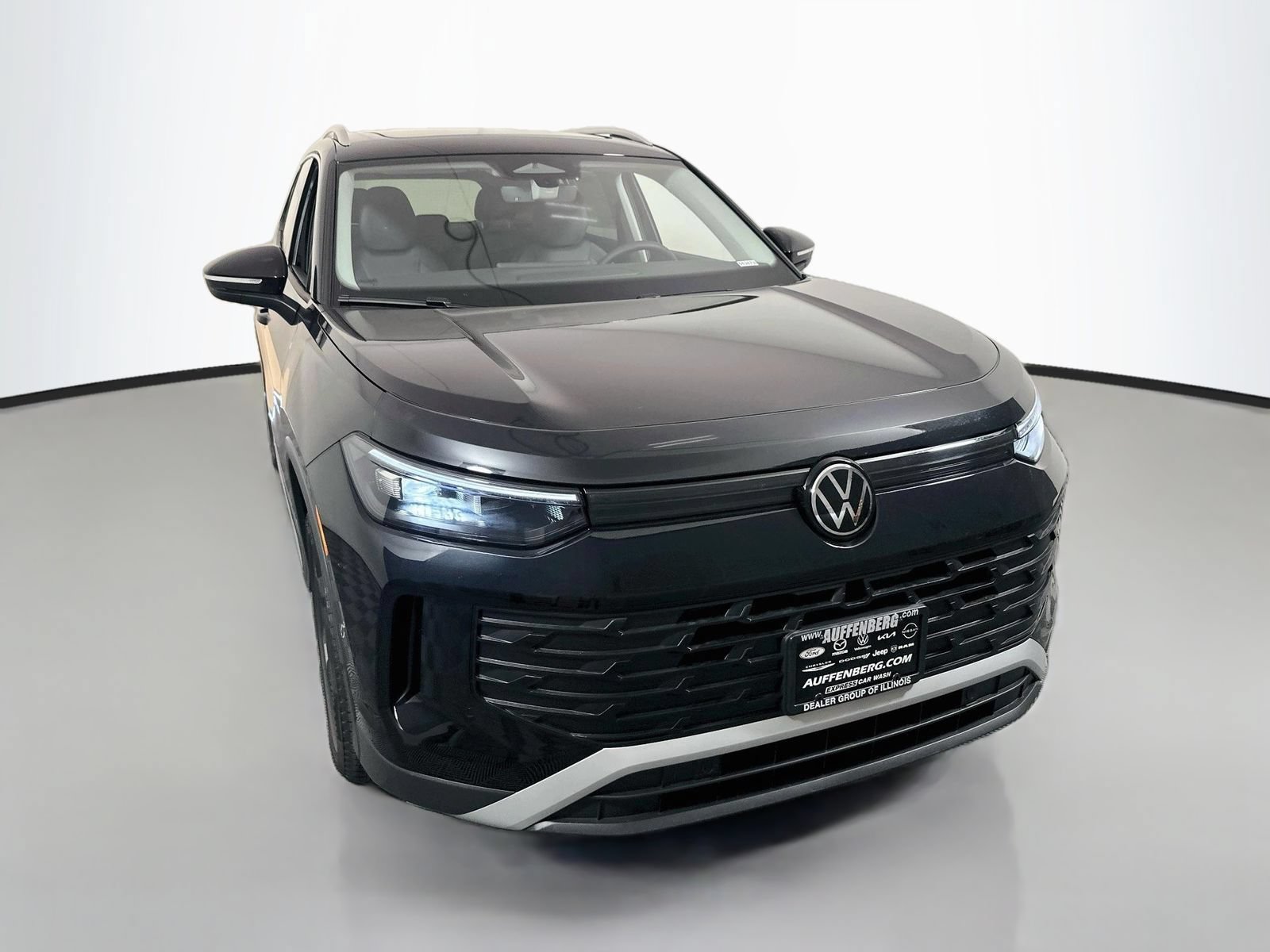 New 2026 Volkswagen Tiguan SE