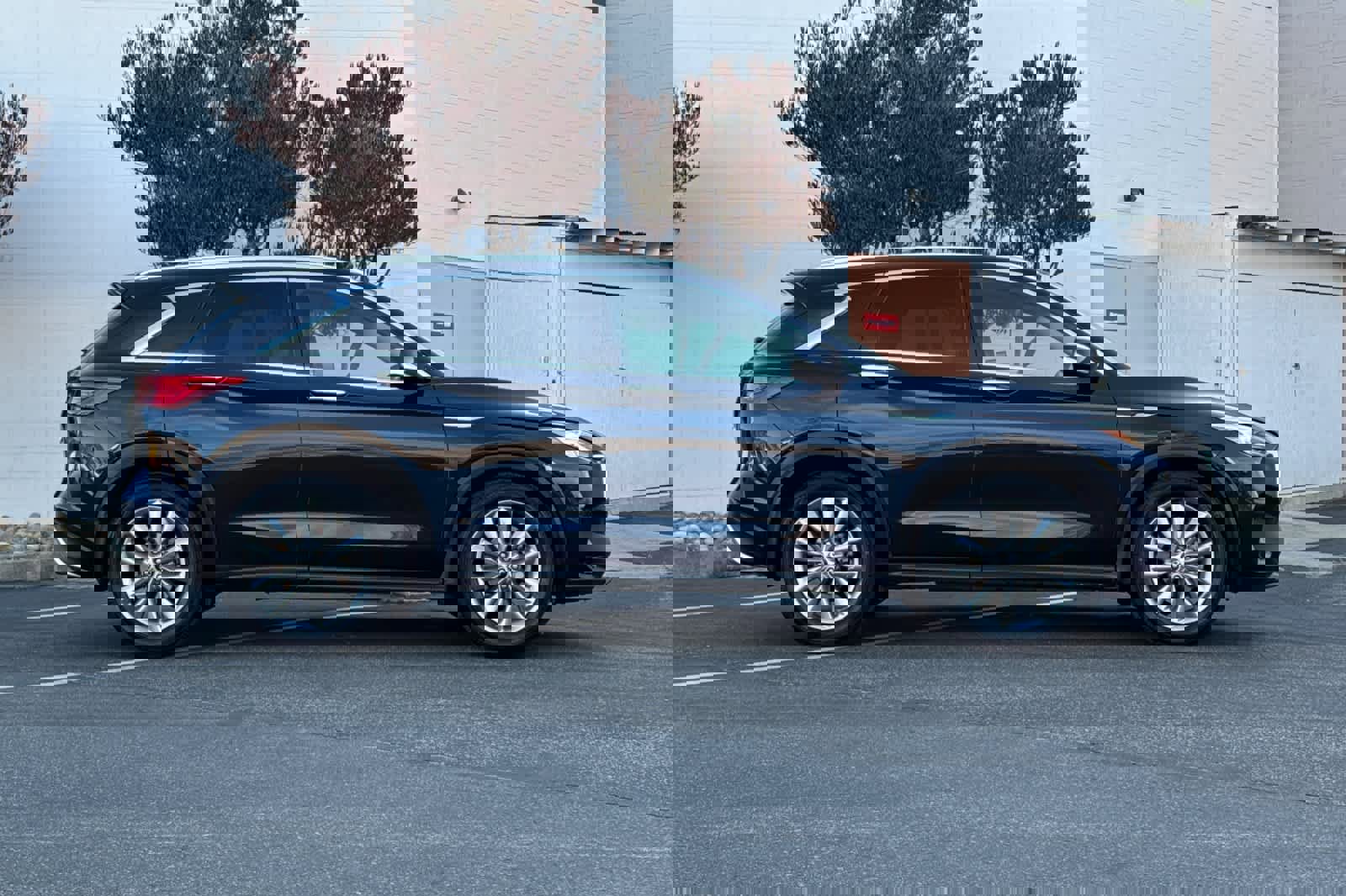 Used 2019 INFINITI QX50 Luxe w/ Navigation Package image 6