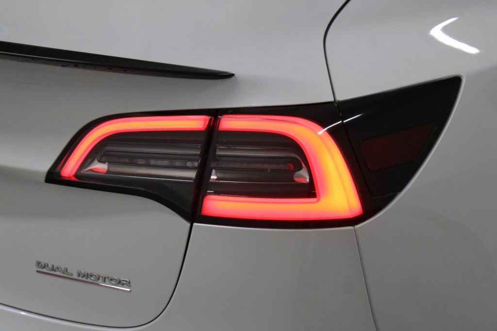 Used 2020 Tesla Model 3 Performance AWD/4WD image 12