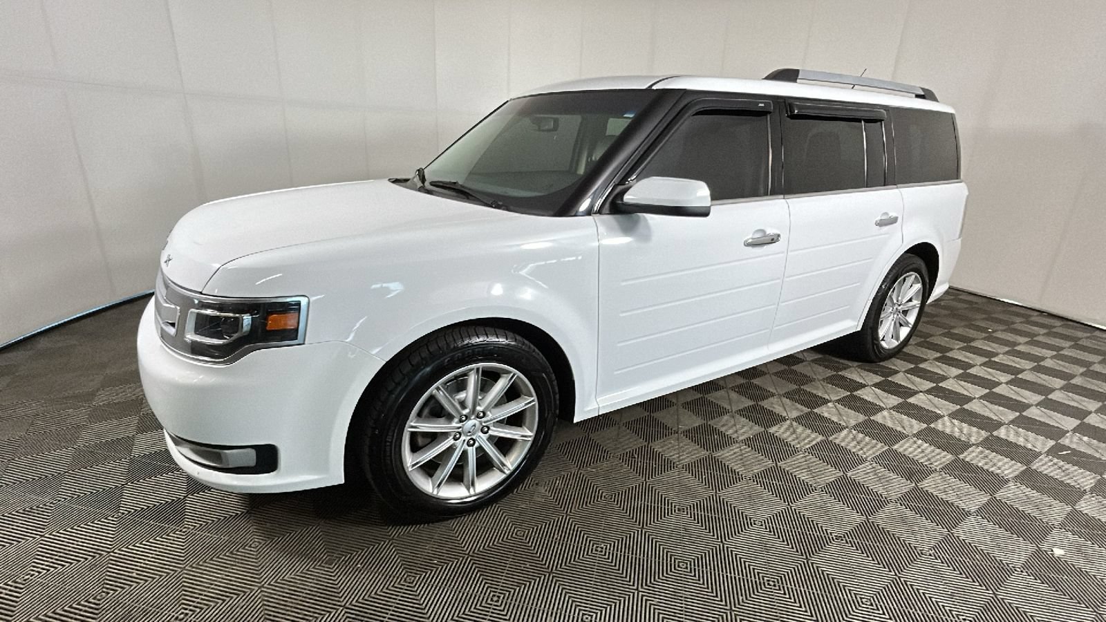 Used 2017 Ford Flex Limited AWD/4WD image 7