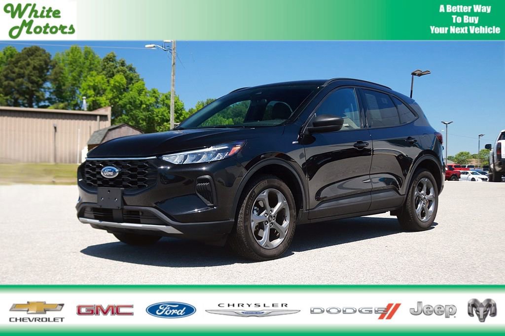 Used 2025 Ford Escape ST-Line AWD/4WD image 1
