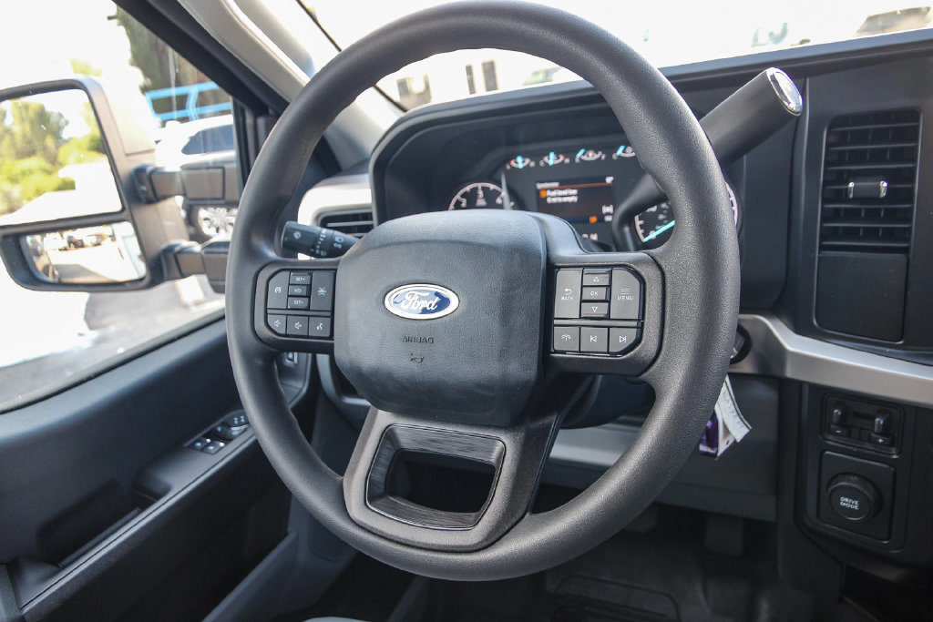 New 2024 Ford F450 XL w/ XL Chrome Package RWD image 16
