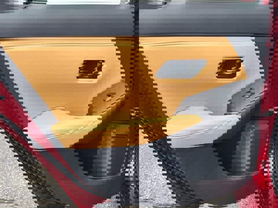 New 2025 Nissan Sentra SV w/ SV Premium Package image 31