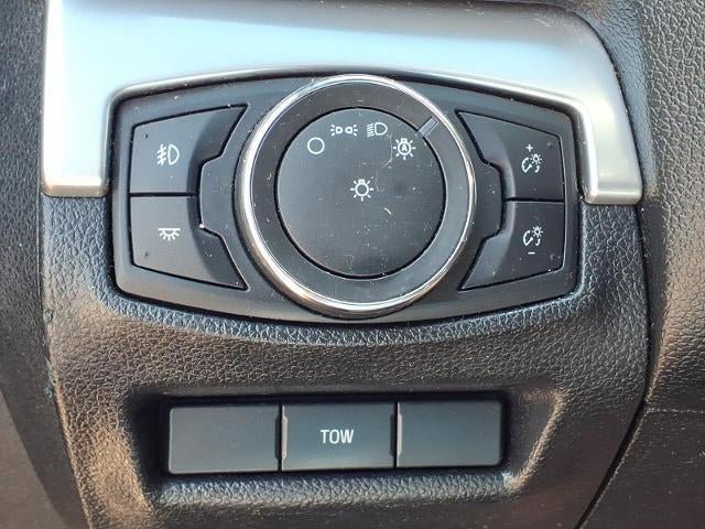 Used 2017 Ford Explorer XLT AWD/4WD image 13