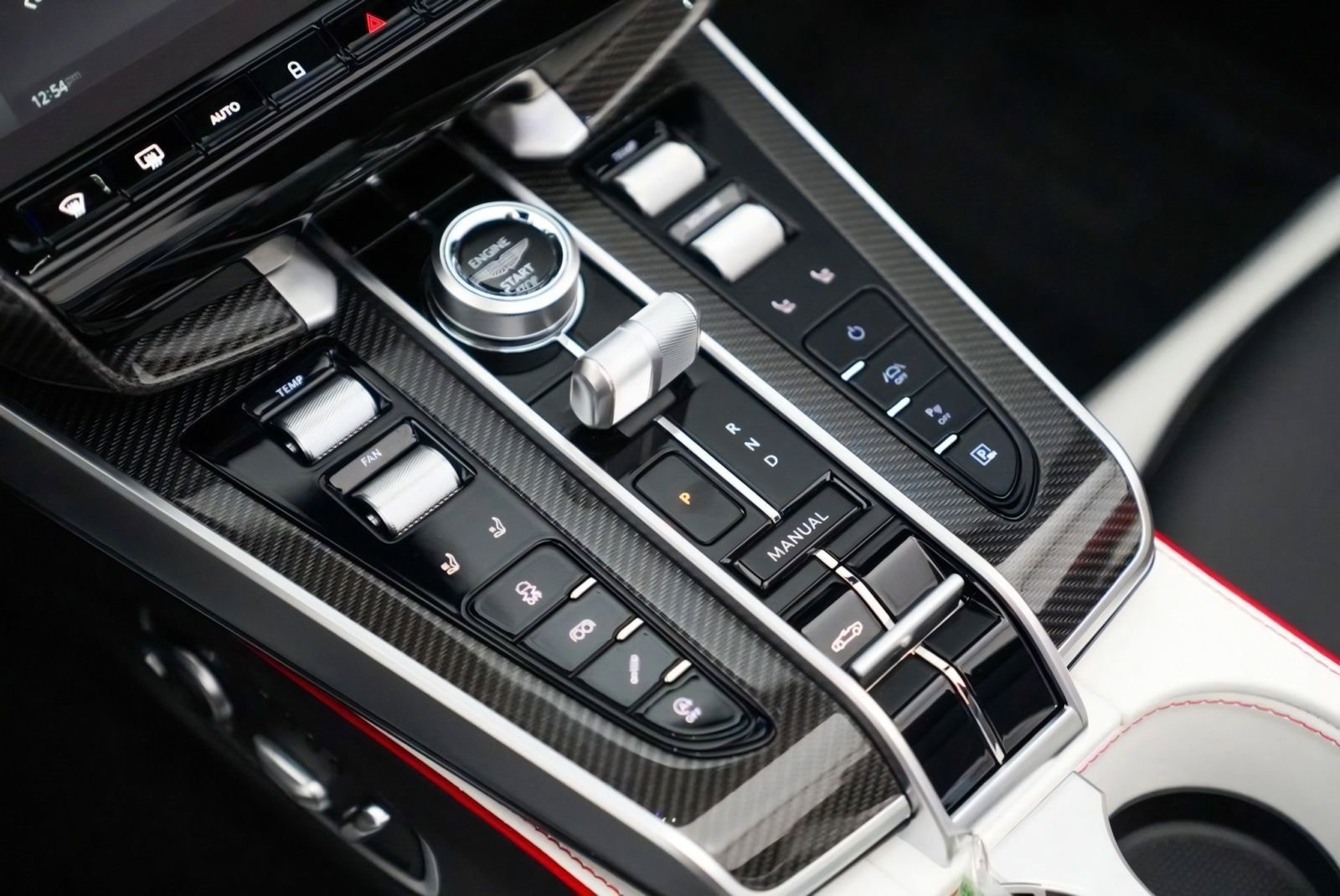New 2026 Aston Martin Vanquish Convertible RWD image 12