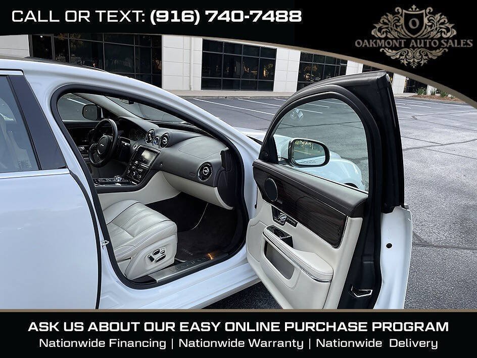 Used 2013 Jaguar XJ L Portfolio AWD/4WD image 11