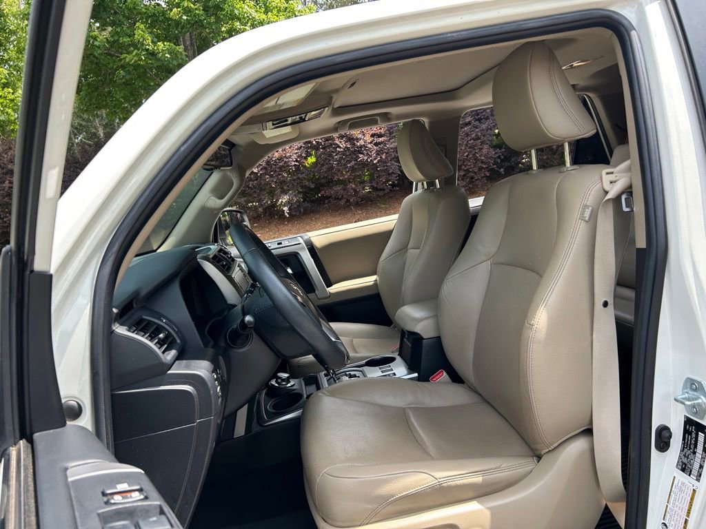 Used 2021 Toyota 4Runner Limited AWD/4WD image 39