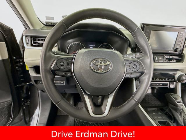 Certified 2022 Toyota RAV4 XLE Premium image 11