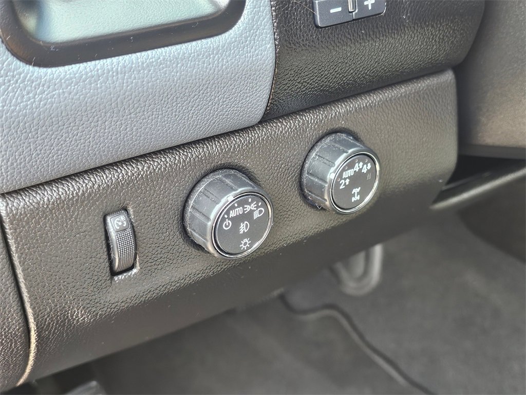 Used 2021 Chevrolet Colorado Z71 w/ Safety Package image 20