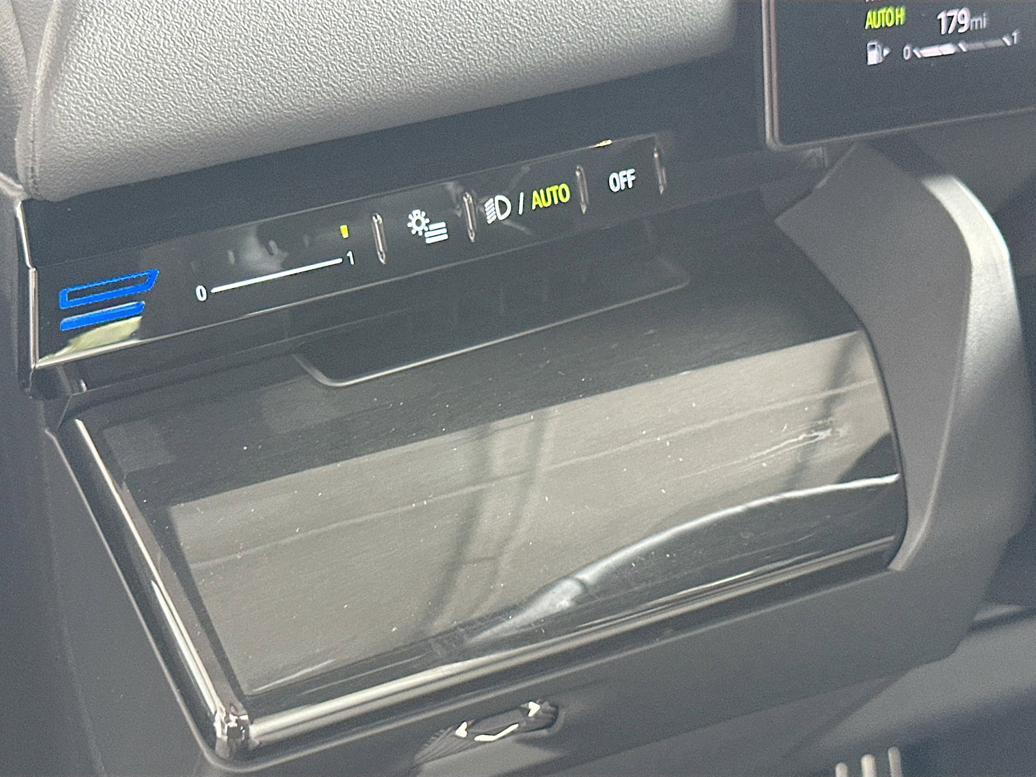 Certified 2024 BMW 530i 530i w/ M Sport Package image 10