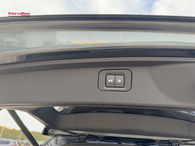 New 2026 Nissan Armada SL w/ Captain's Chari Seat Package AWD/4WD image 23