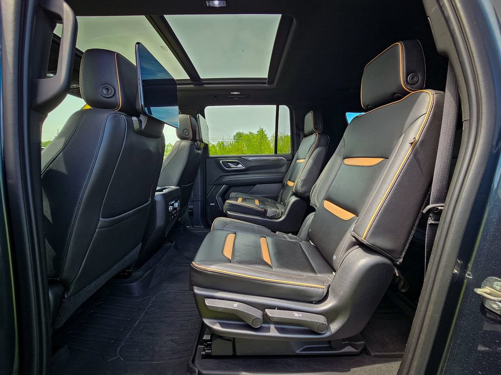 Used 2021 GMC Yukon XL AT4 w/ AT4 Premium Plus Package AWD/4WD image 34