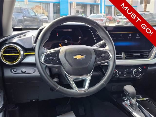 Certified 2024 Chevrolet Trax LT w/ LT Convenience Package image 8