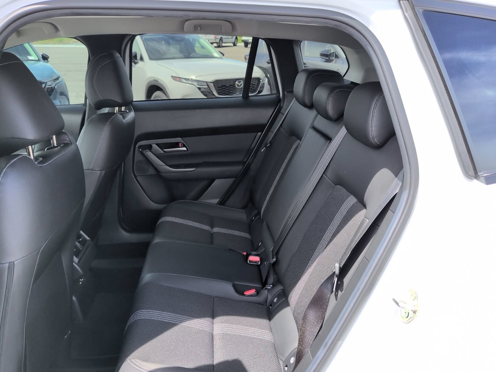 Used 2024 MAZDA CX-50 AWD 2.5 S w/ Cargo Package image 10