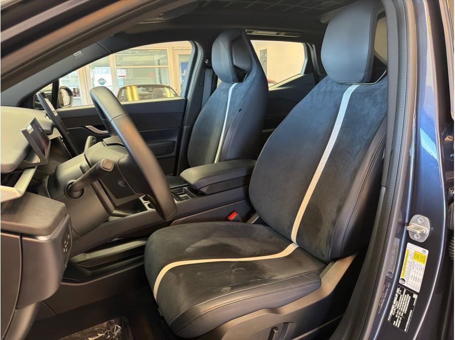 Used 2023 Fisker Ocean Extreme image 24