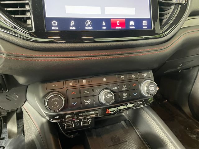 Certified 2023 Dodge Durango R/T w/ Tow 'N Go Package image 8