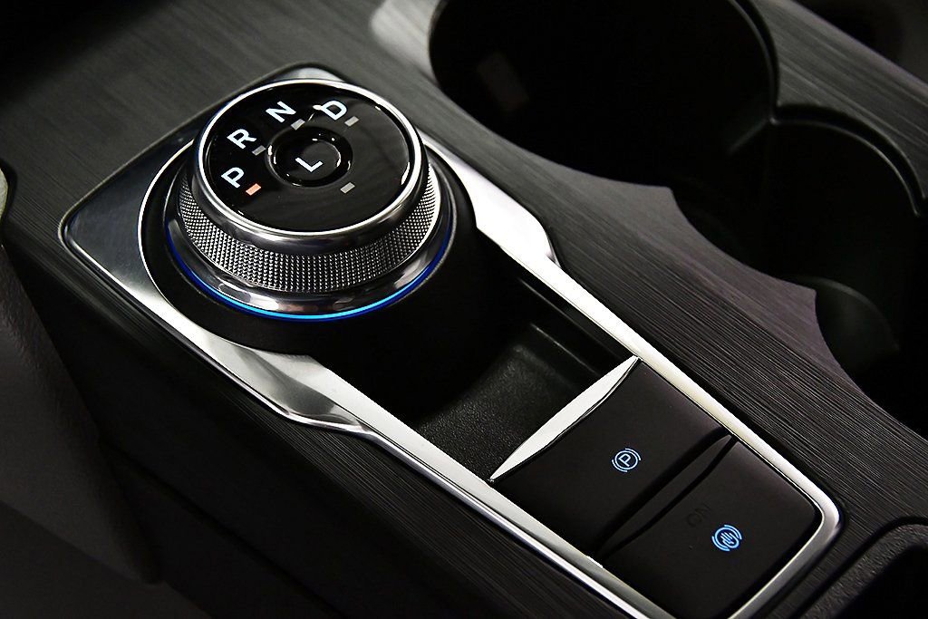 New 2025 Ford Escape SE w/ PHEV Premium Package image 23