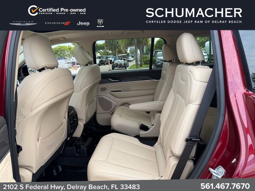 Used 2022 Jeep Grand Cherokee L Limited AWD/4WD image 13
