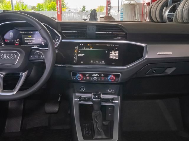 Certified 2024 Audi Q3 2.0T Premium Plus w/ Premium Plus Package image 25