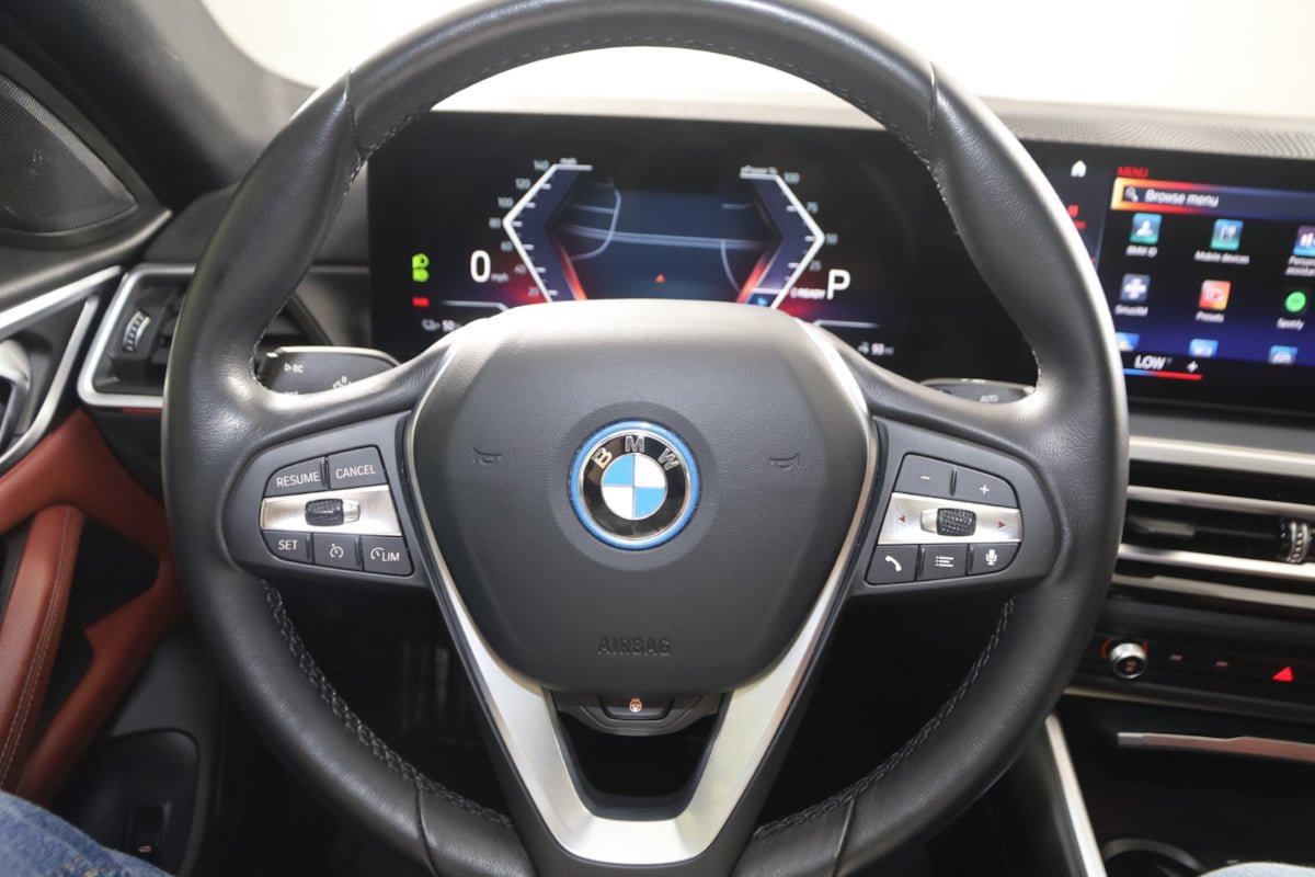 Used 2023 BMW i4 eDrive40 w/ Premium Package RWD image 34