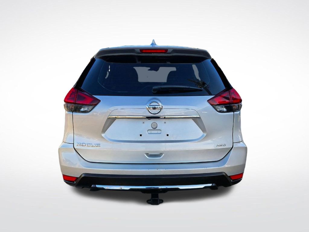Used 2019 Nissan Rogue S image 7