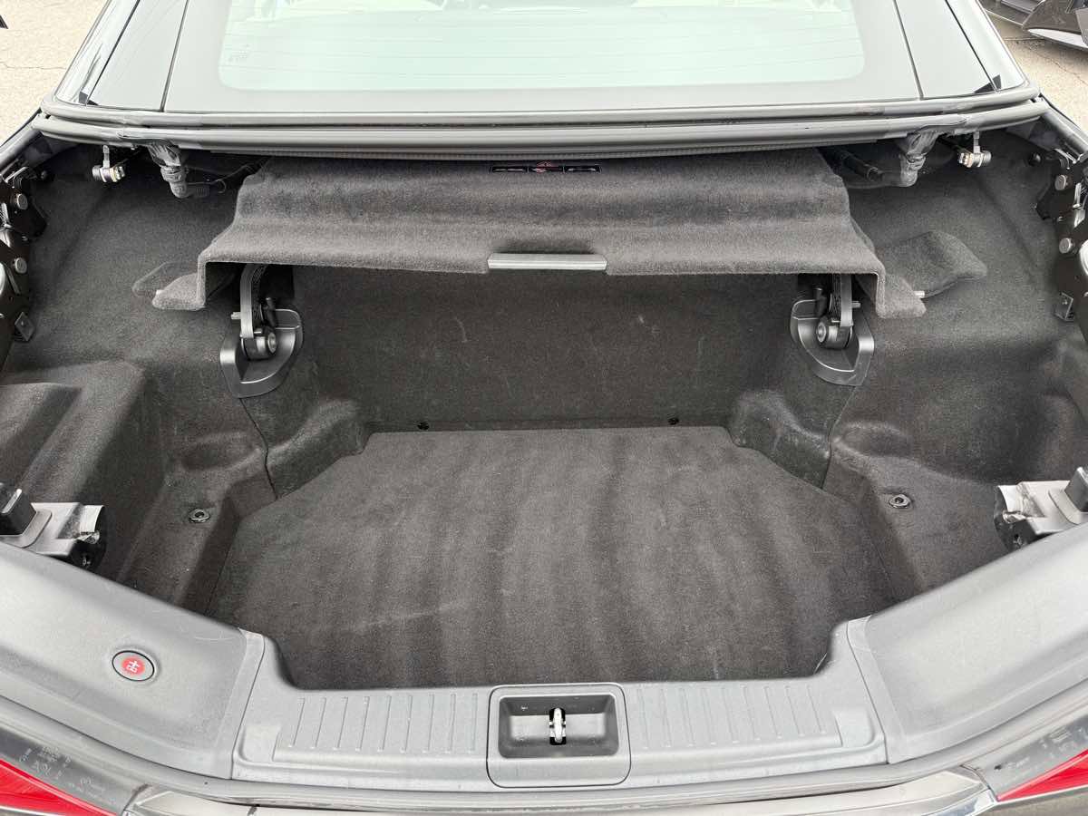 Used 2013 Mercedes-Benz SL 550 image 15
