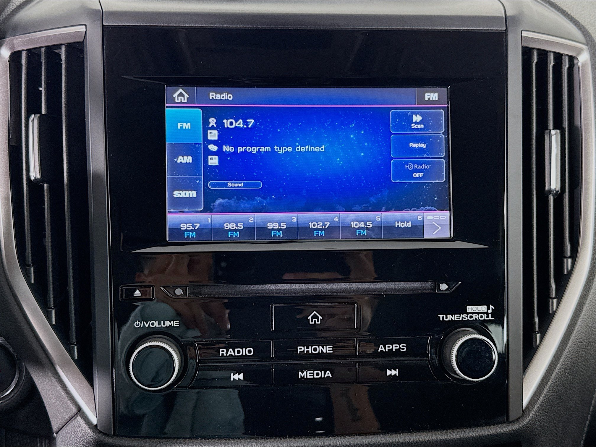 Used 2023 Subaru Forester Premium AWD/4WD image 17