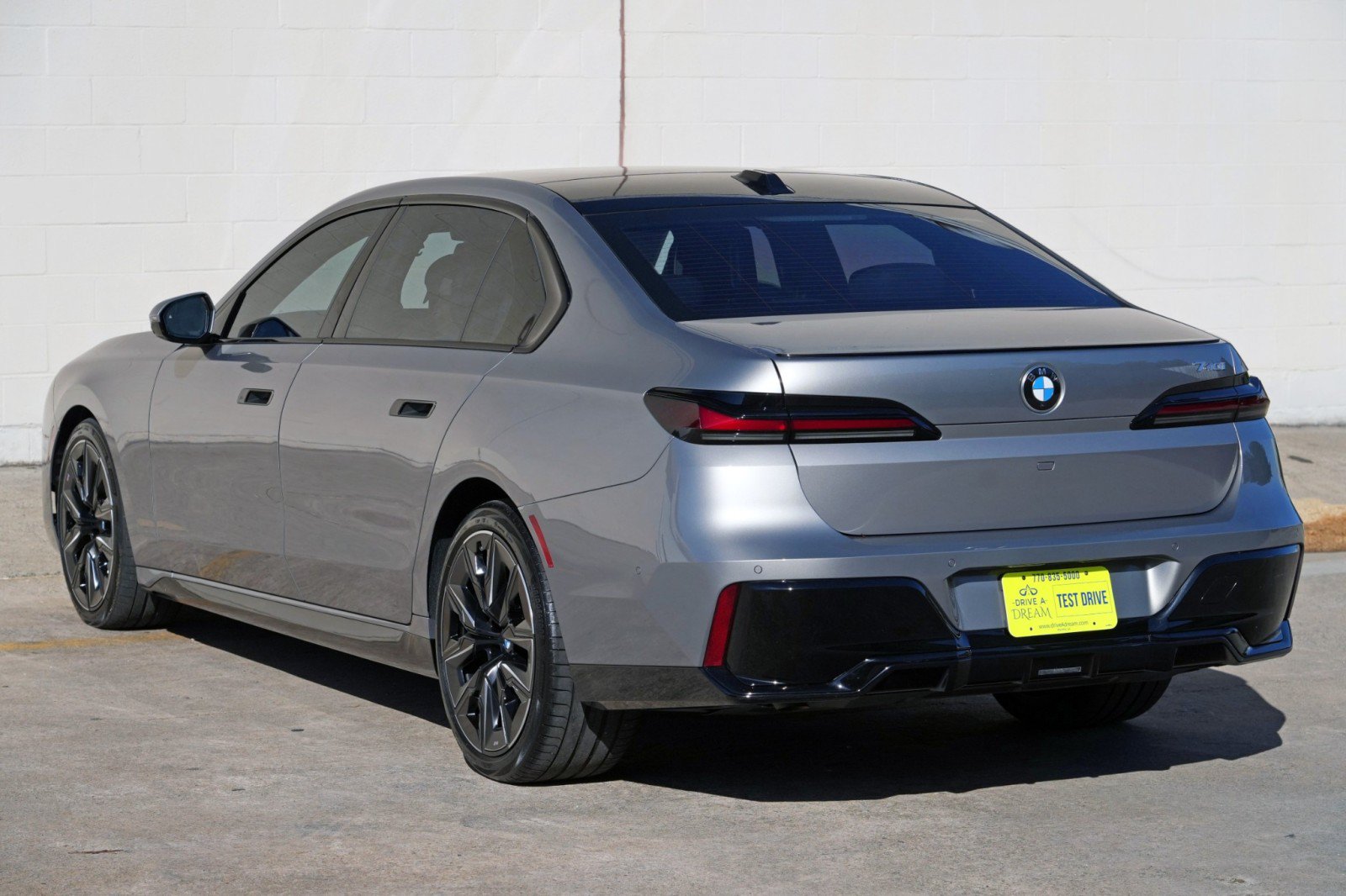Used 2023 BMW 740i RWD image 62