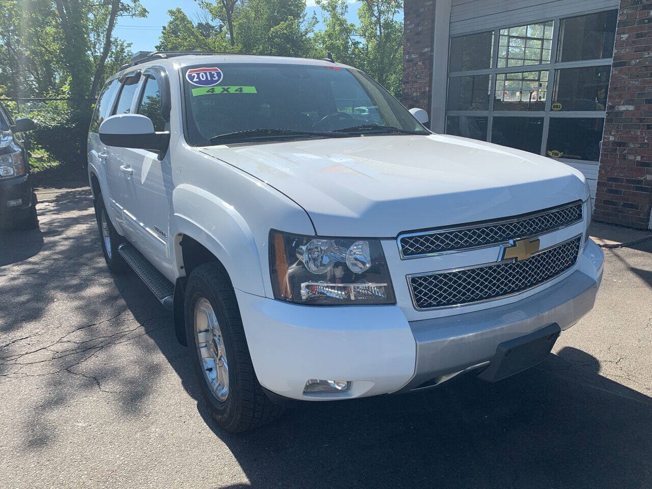 Used 2013 Chevrolet Tahoe LT AWD/4WD image 8
