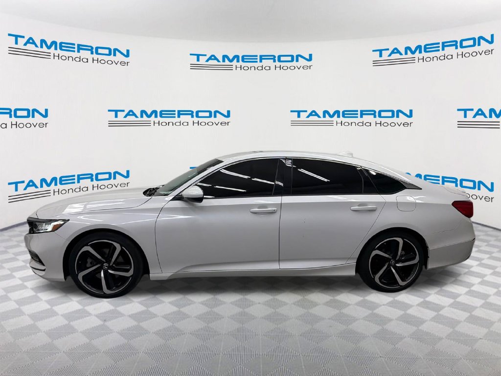 Used 2019 Honda Accord Sport image 2