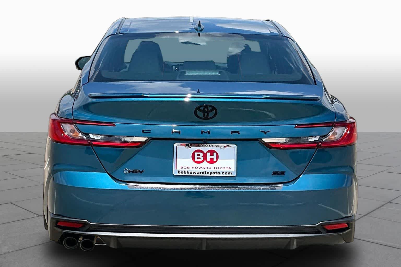 New 2026 Toyota Camry SE FWD image 4
