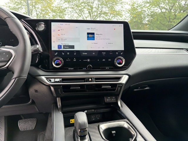 New 2026 Lexus RX 350 Premium Plus w/ Convenience Package FWD image 23