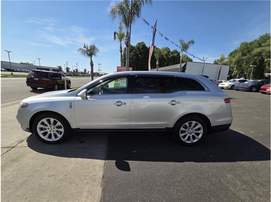 Used 2018 Lincoln MKT AWD w/ Technology Package image 9