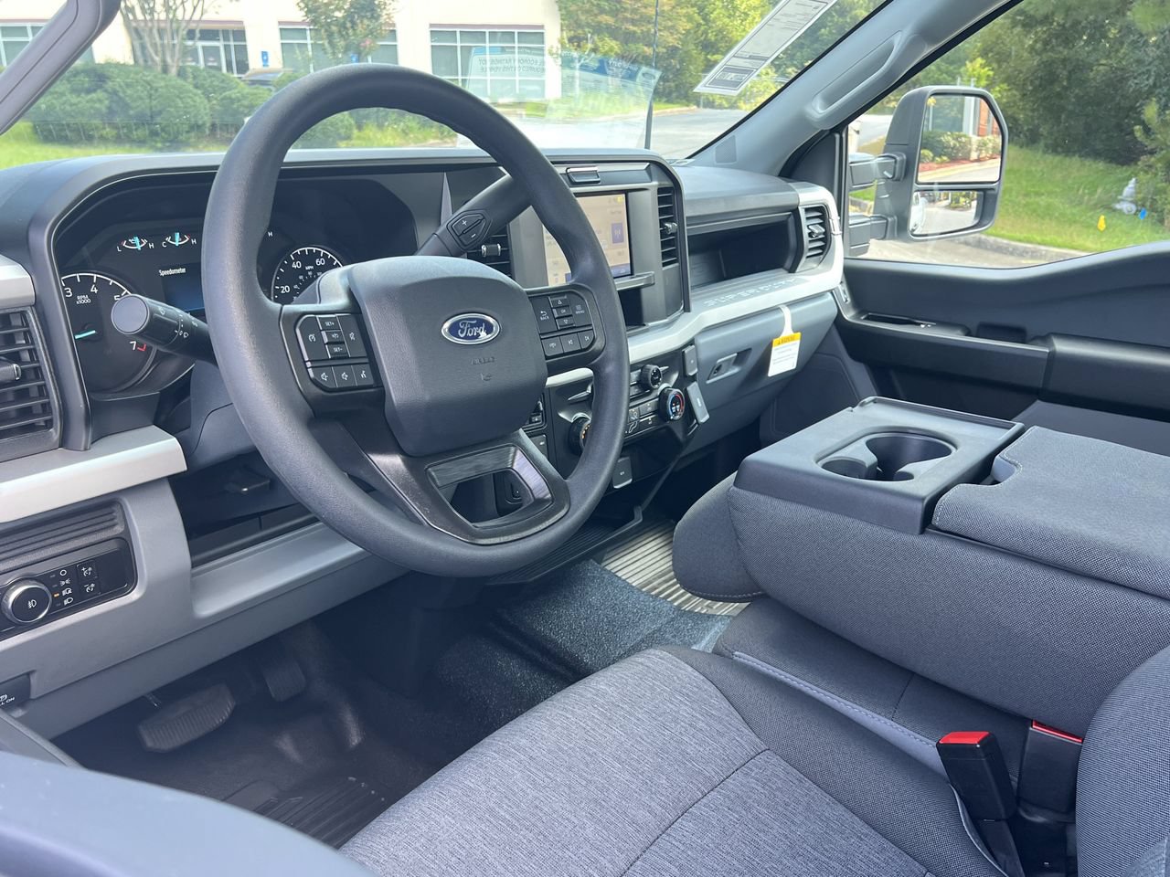 New 2026 Ford F250 XL w/ XL Chrome Package AWD/4WD image 2