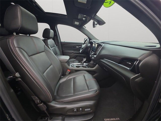 Used 2022 Chevrolet Traverse RS image 15