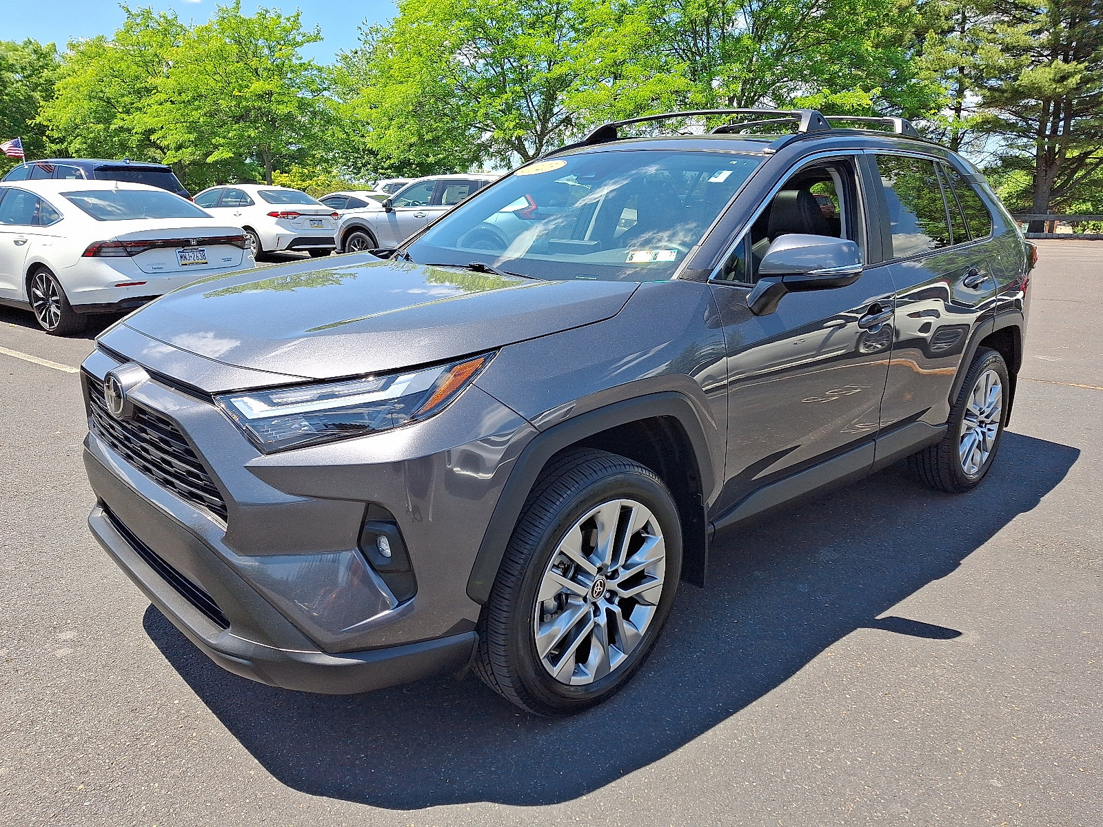 Used 2025 Toyota RAV4 XLE Premium w/ Weather Package AWD/4WD image 3