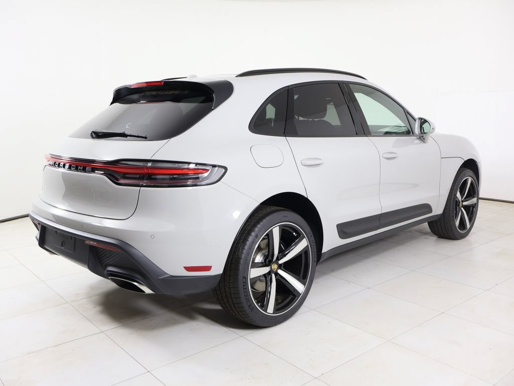 New 2026 Porsche Macan AWD/4WD image 28